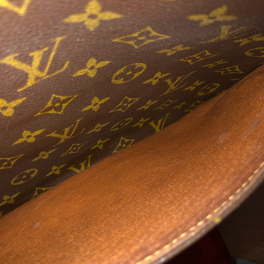 Authentic Louis Vuitton Marceau GM Vintage Messenger Bag - Picture 8 of 9